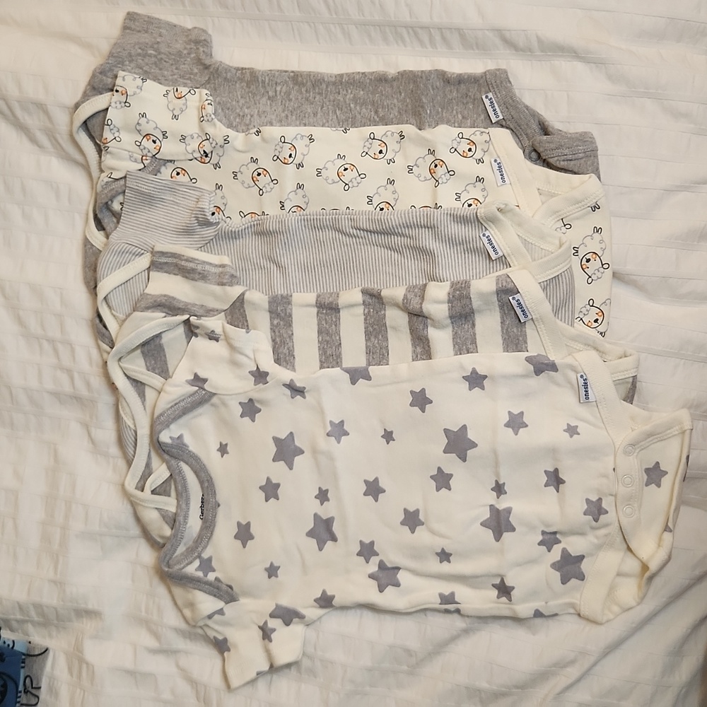 Gerber Organics 5 pack onesies